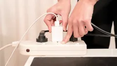 Nunca deve desligar estes três aparelhos da tomada — eis porquê